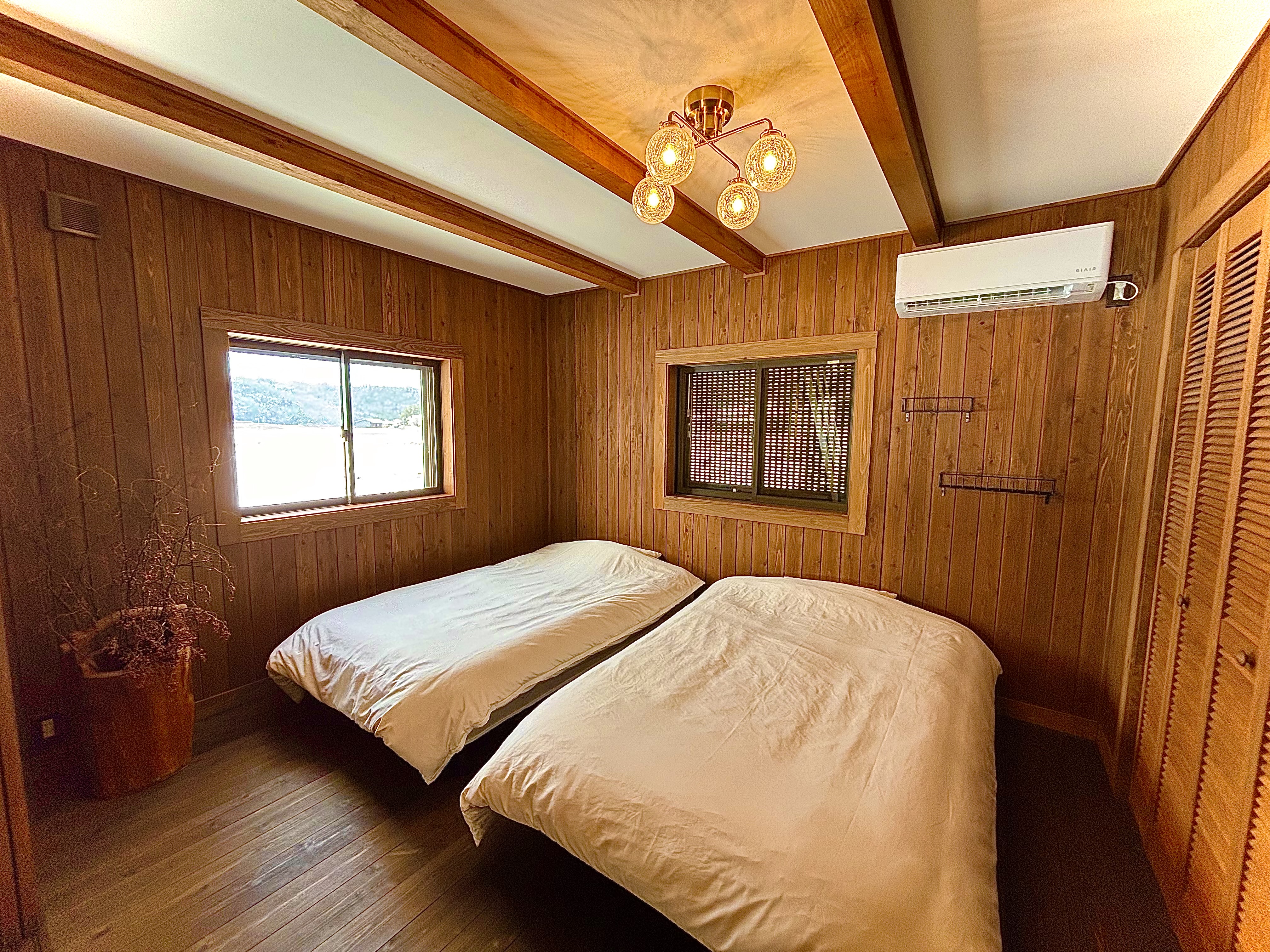 ベッドルーム 1F